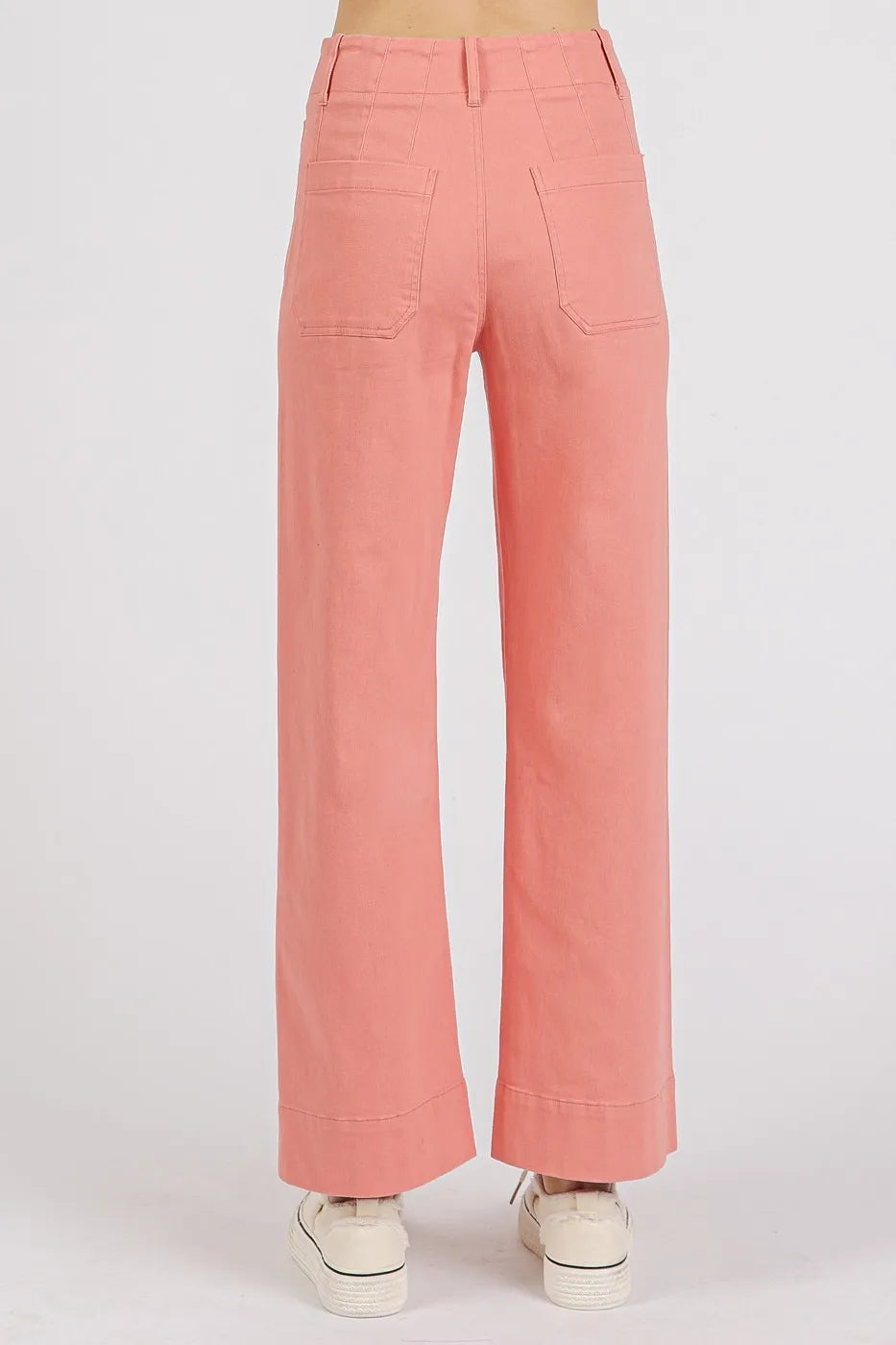 Twill Patch Pocket High Rise Wide Leg Pants – outfit idea for women | Ro + Ivy
