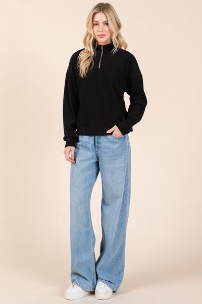 Quarter Zip Long Sleeve Sweatshirt with Pockets Trendy Sweatshirts Outfit Idea for Women | Ro + Ivy