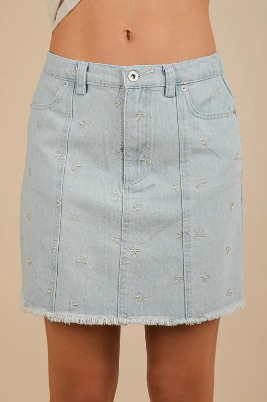 Bow Printed Casual Denim Mini Skirt – Lt Indigo outfit idea for women | Ro + Ivy