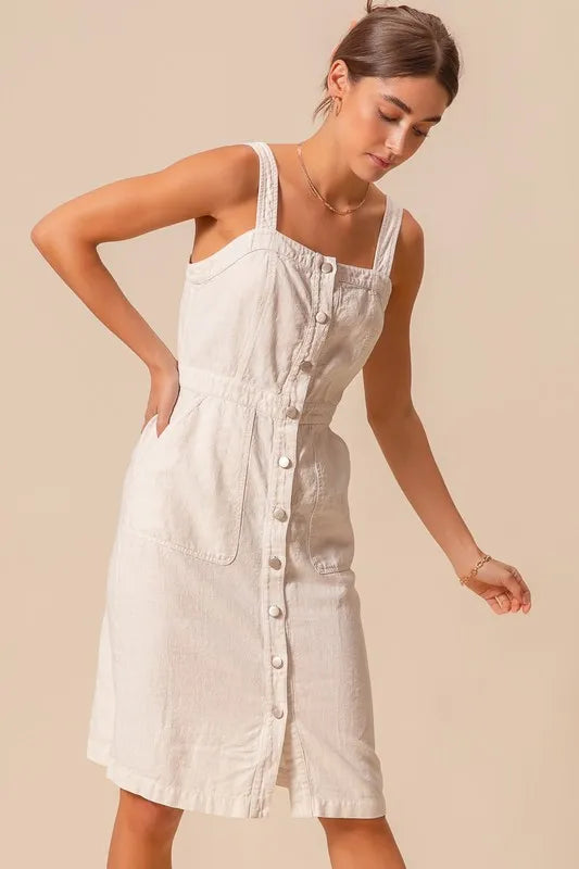 Button Down Pocket Front Pinafore Knee Length Dress – outfit idea for women | Ro + Ivy