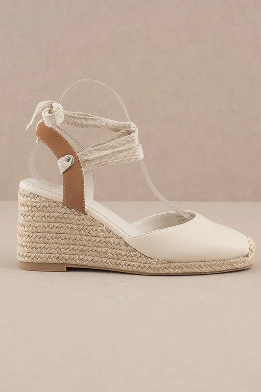 Alondra Lace-Up Espadrille Wedge Sandals – outfit idea for women | Ro + Ivy