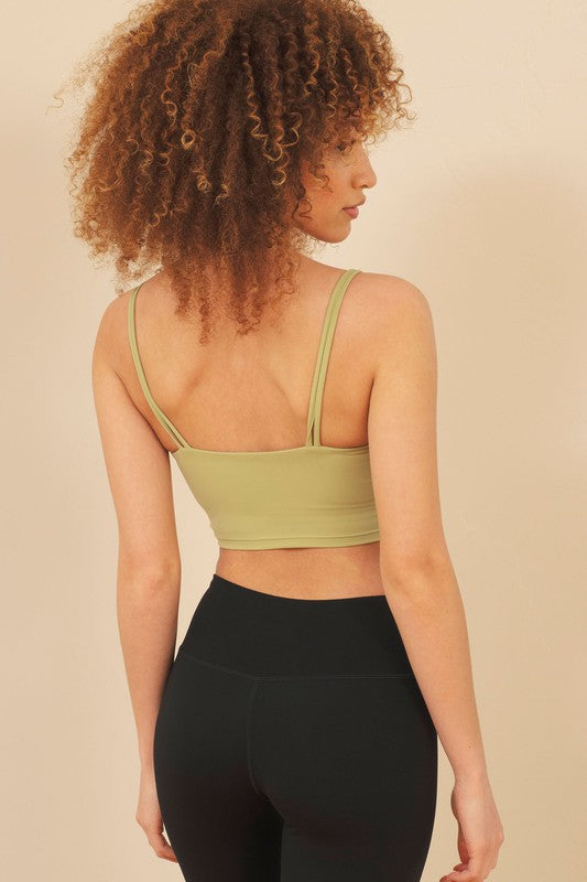 Double Strap Sports Top Trendy Active Tops Outfit Idea for Women | Ro + Ivy