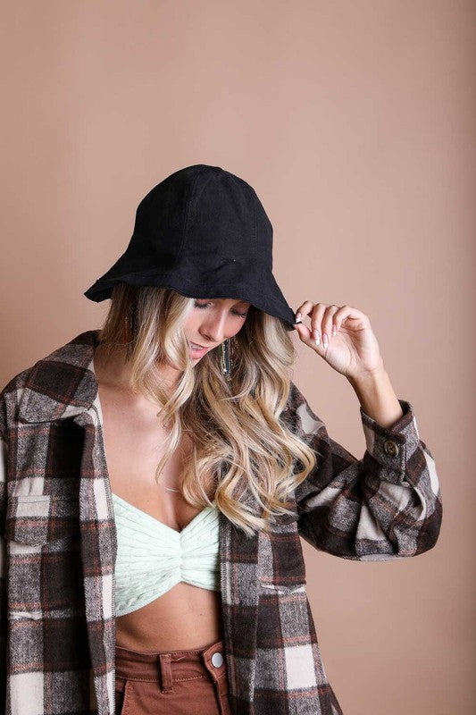 Urban Cotton Bucket Hat Trendy Bucket Hats Outfit Idea for Women | Ro + Ivy
