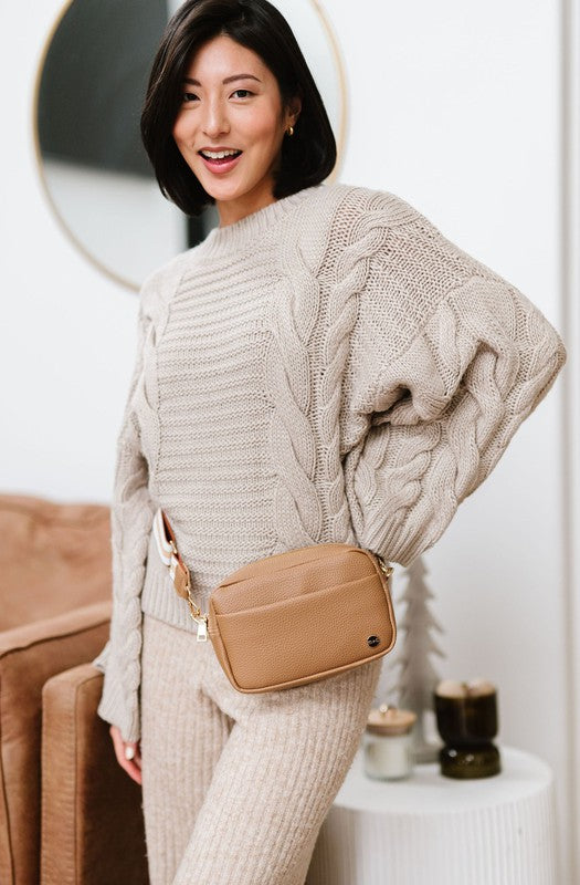 Willow Crossbody Belt Bag Fanny Pack Trendy Crossbody Bags Outfit Idea for Women | Ro + Ivy