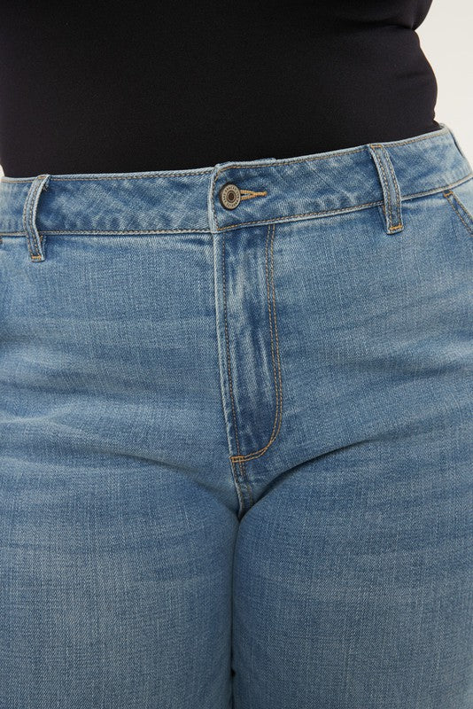 Plus High Rise Tall Trouser Wide Leg Jeans – outfit idea for women | Ro + Ivy