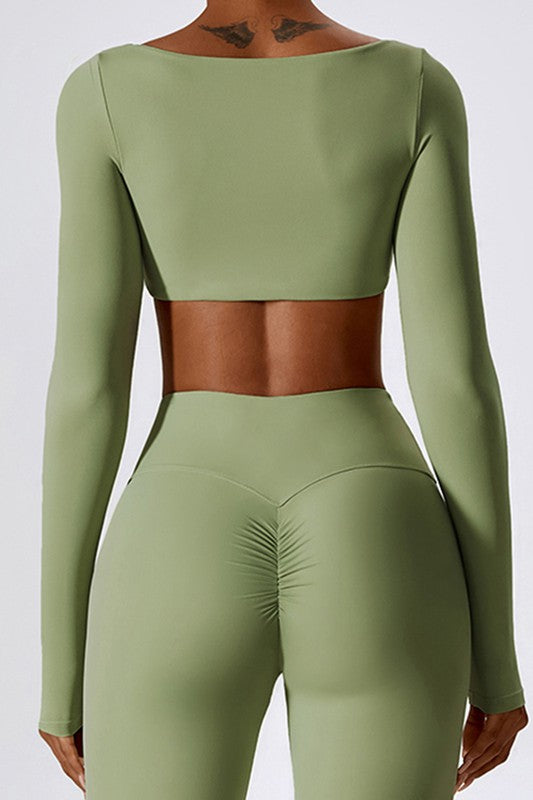 Long-Sleeve Square Neck Midriff Top Trendy Active Tops Outfit Idea for Women | Ro + Ivy