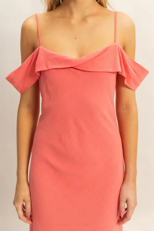 Flattering Fit Cami Maxi Dress – outfit idea for women | Ro + Ivy