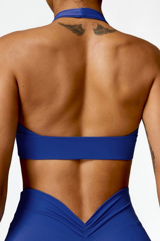 Quick-Drying Halter Yoga Sports Bra Trendy Sports Bras Outfit Idea for Women | Ro + Ivy