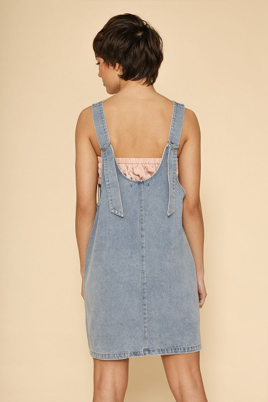 Denim Scoop Neck Overall Dress – outfit idea for women | Ro + Ivy