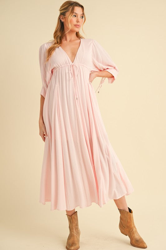 Geela Maxi Dress – outfit idea for women | Ro + Ivy