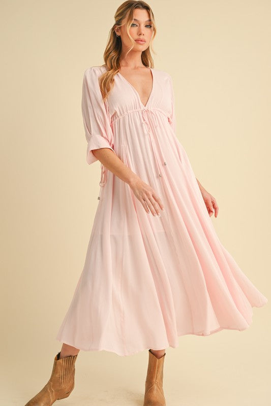 Geela Maxi Dress – outfit idea for women | Ro + Ivy
