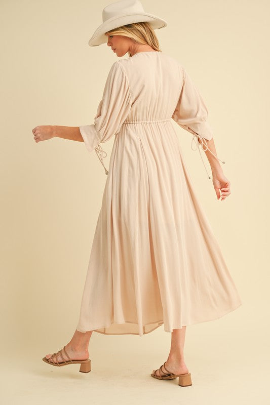 Geela Maxi Dress – outfit idea for women | Ro + Ivy