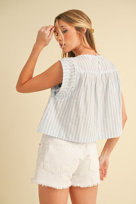 Cait Striped Short Sleeve Top – outfit idea for women | Ro + Ivy