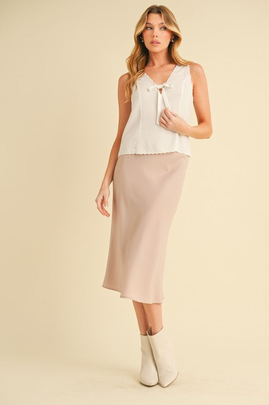 Karis Eyelet Front Bow Tank Top – outfit idea for women | Ro + Ivy