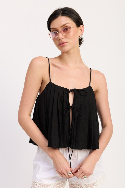 Pleated Tie Front Cami Top – BLACK outfit idea for women | Ro + Ivy