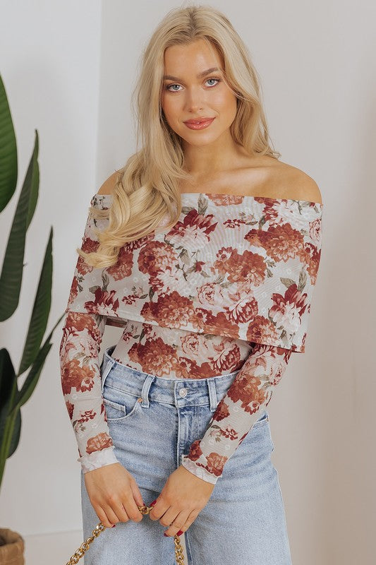 Pink Floral Printed Long Sleeve Sheath Bodysuit – outfit idea for women | Ro + Ivy