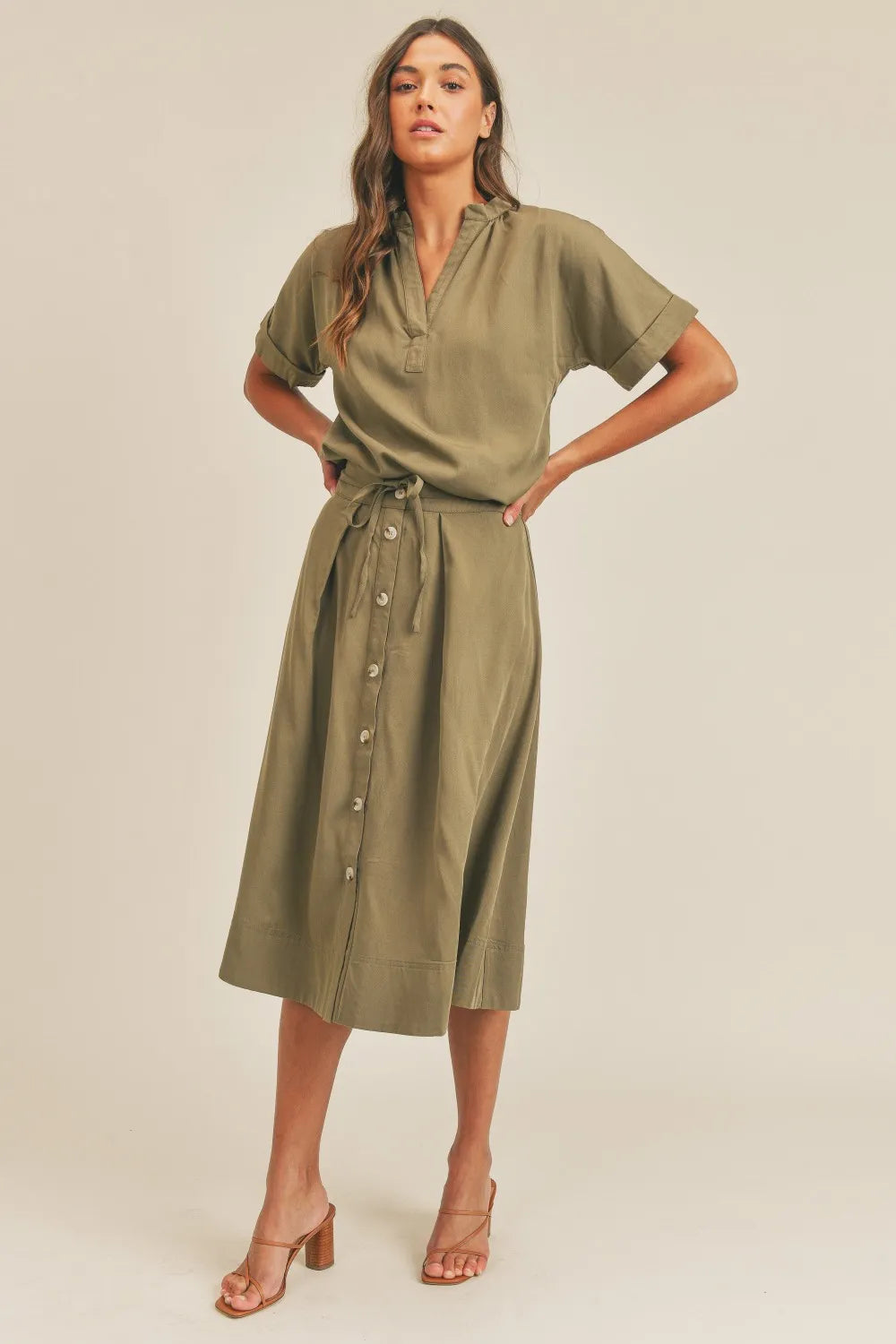 Short Sleeve Top And Button Down Midi Skirt Set – outfit idea for women | Ro + Ivy