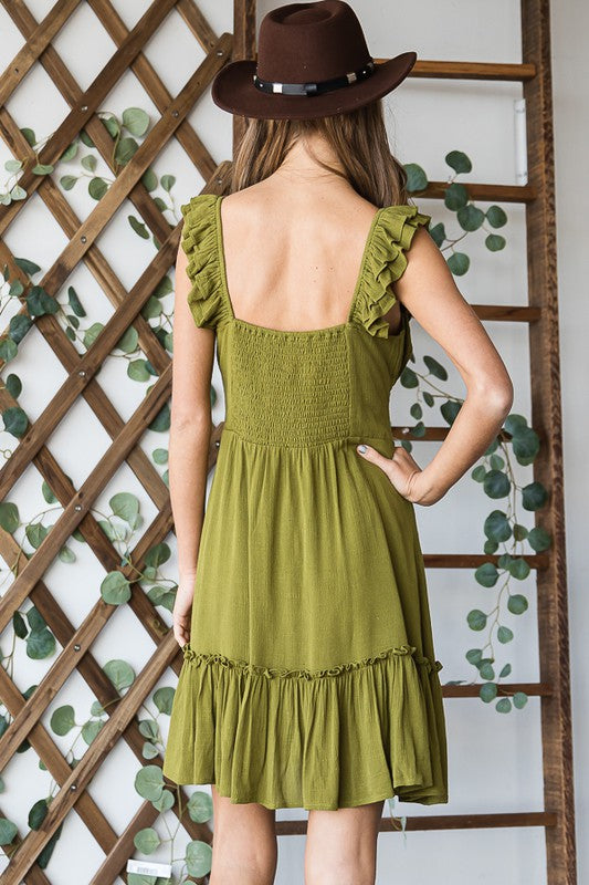 Ruched Waist Ruffled Sleeveless Knee Length Dress – outfit idea for women | Ro + Ivy