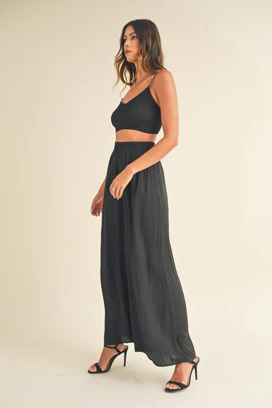 Smocked Bralette Crop Top And Wide Leg Pants Set – outfit idea for women | Ro + Ivy