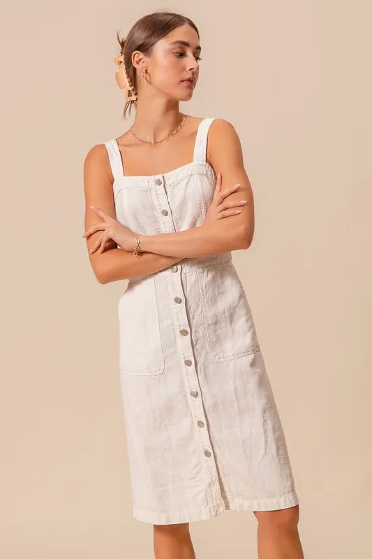 Button Down Pocket Front Pinafore Knee Length Dress – outfit idea for women | Ro + Ivy