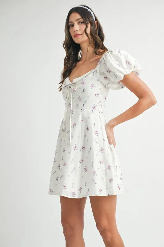 Floral Print Puff Sleeve Mini Dress – outfit idea for women | Ro + Ivy
