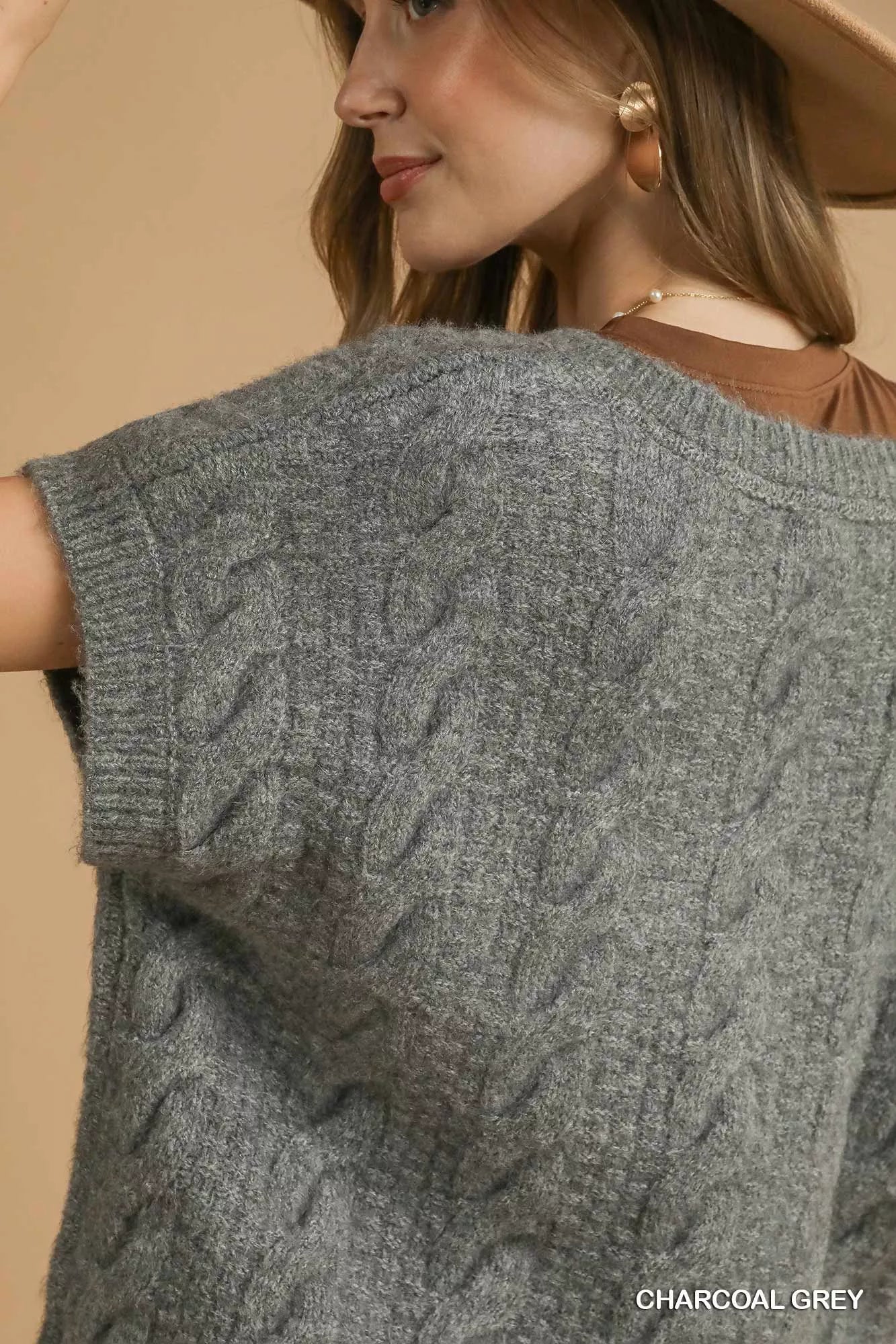 Cable-Knit Short Sleeve V-Neck Sweater | Trendy Sweaters Outfit Idea for Women by Ro + Ivy | Elevated Basics, Modern Comfort & Style