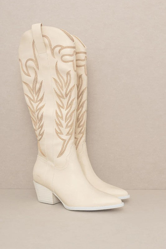 Samara Western Over The Knee High Boots with Embroidery – OFF WHITE outfit idea for women | Ro + Ivy