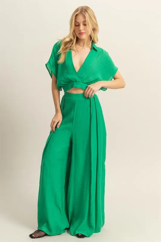 Kimono Sleeve Crop Top And Wide Leg Pants Set – Green outfit idea for women | Ro + Ivy