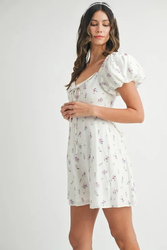 Floral Print Puff Sleeve Mini Dress – outfit idea for women | Ro + Ivy