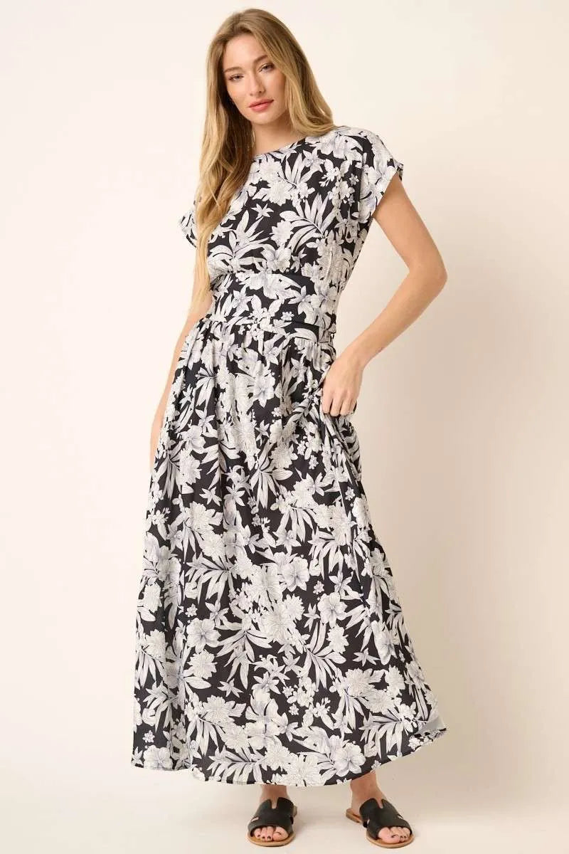 Tropical Print Top And Skirt Set – outfit idea for women | Ro + Ivy