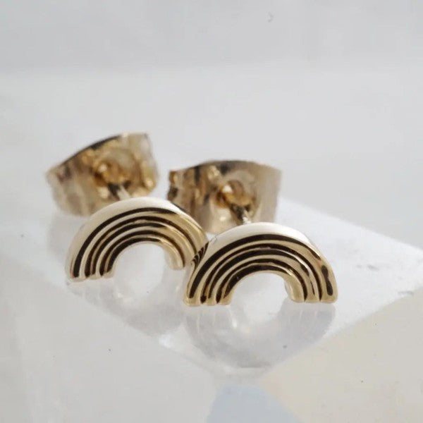 One Size Rainbow Stud Earrings Trendy Earrings Outfit Idea for Women | Ro + Ivy