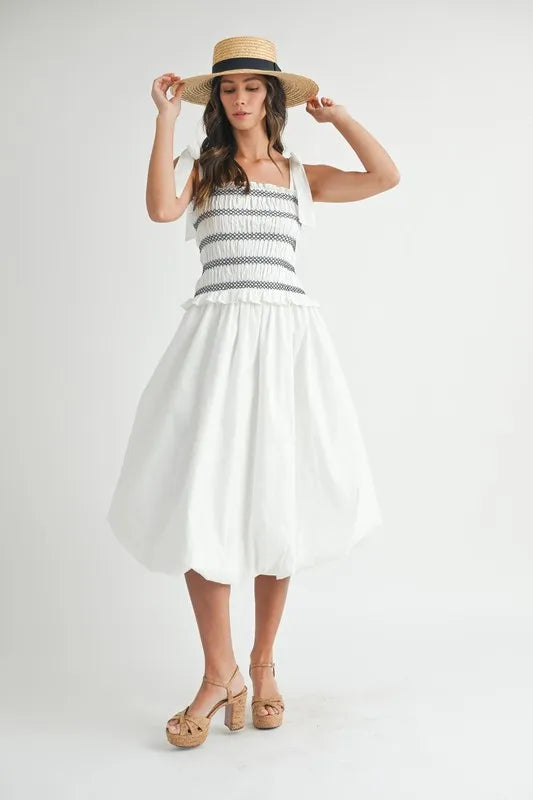 Smocked Bodice Bubble Midi Dress – outfit idea for women | Ro + Ivy