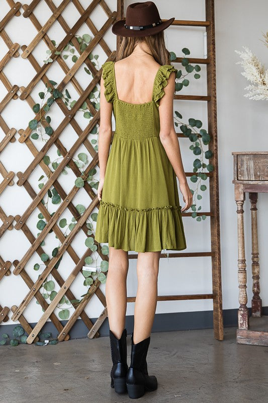 Ruched Waist Ruffled Sleeveless Knee Length Dress – outfit idea for women | Ro + Ivy
