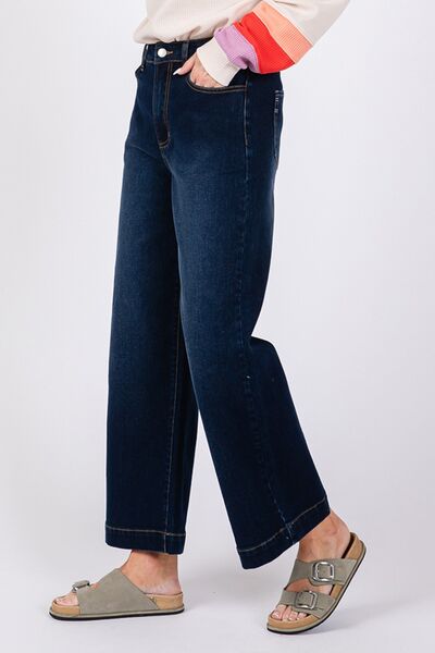 High Waist Wide Leg Jeans Trendy Jeans Outfit Idea for Women | Ro + Ivy