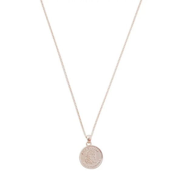 Lady Gisela Necklace Trendy Necklaces Outfit Idea for Women | Ro + Ivy