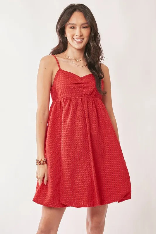 Textured Sweetheart Neckline Bubble Hem Mini Dress – outfit idea for women | Ro + Ivy