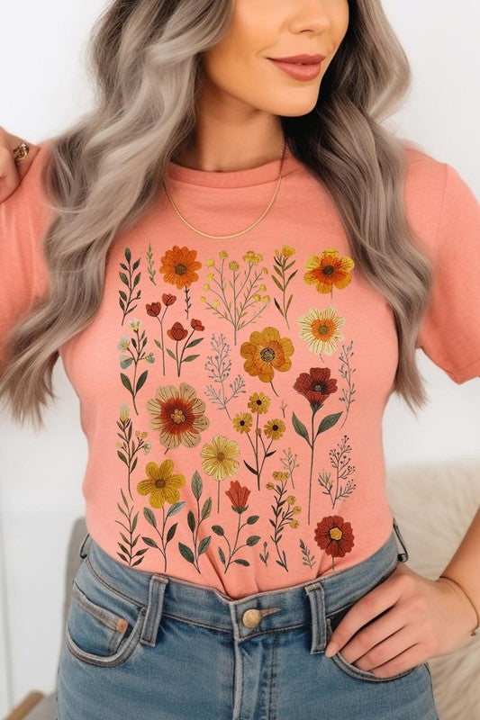 Retro Wildflowers Plus Size Graphic T-Shirt – SUNSET outfit idea for women | Ro + Ivy