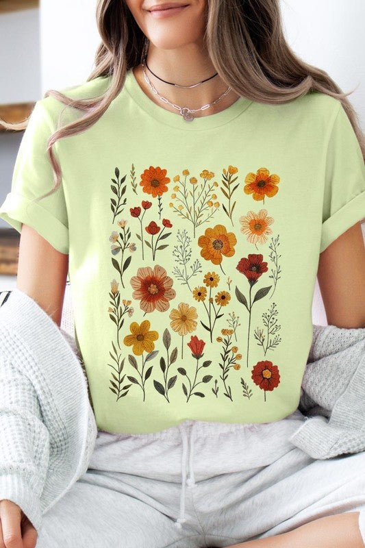 Retro Wildflowers Plus Size Graphic T-Shirt – SPRING GREEN outfit idea for women | Ro + Ivy