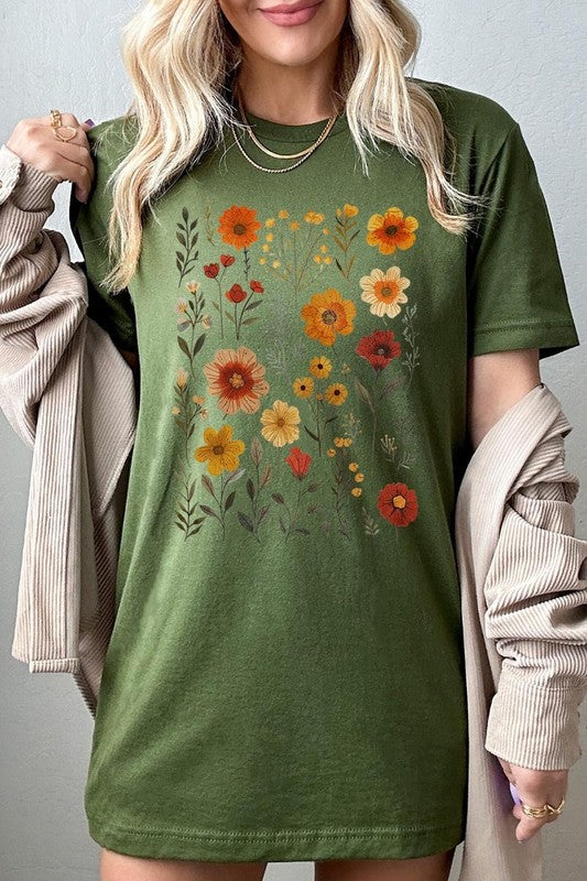 Retro Wildflowers Plus Size Graphic T-Shirt – OLIVE outfit idea for women | Ro + Ivy