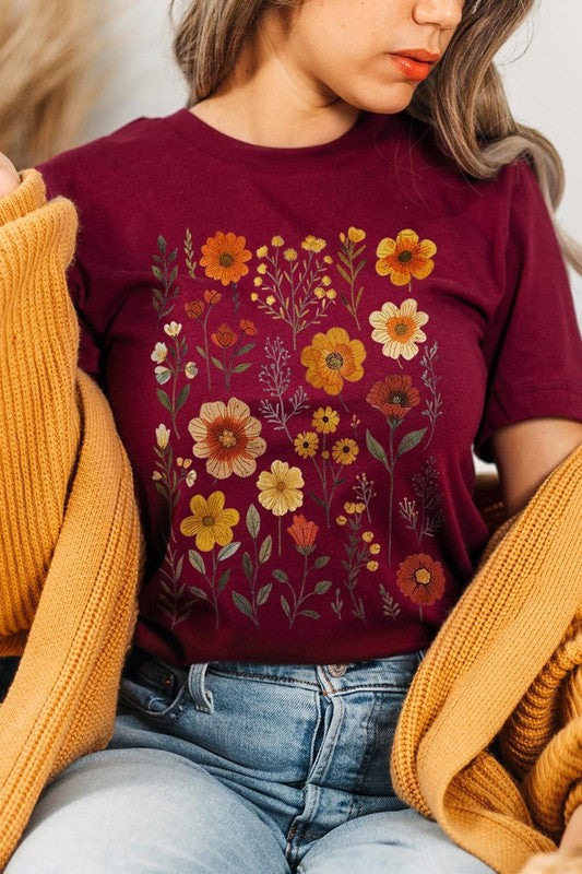 Retro Wildflowers Plus Size Graphic T-Shirt – MAROON outfit idea for women | Ro + Ivy
