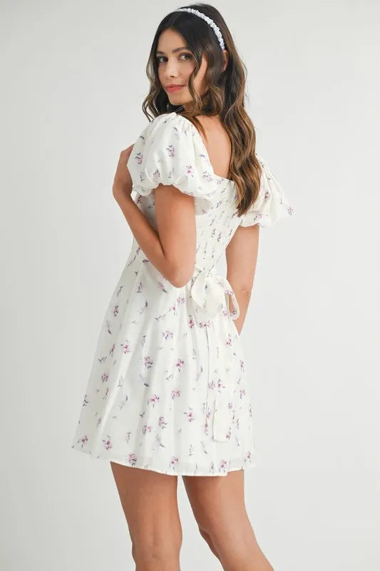 Floral Print Puff Sleeve Mini Dress – outfit idea for women | Ro + Ivy
