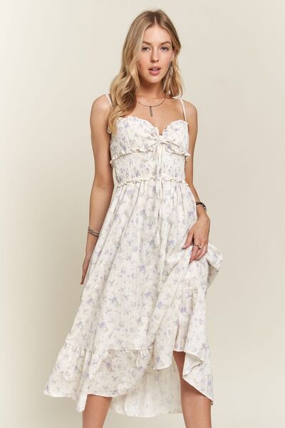 Smocked Floral Sweetheart Neck Cami Dress in Lavender Trendy Midi Dresses Outfit Idea for Women | Ro + Ivy
