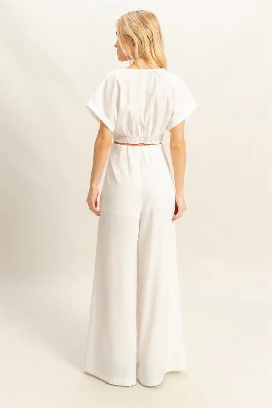 Twisted Front Short Sleeve Top And Wide Leg Pants Set – outfit idea for women | Ro + Ivy