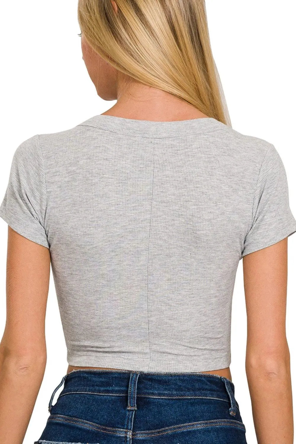 Ribbed Scoop Neck Crop Short Sleeve Top – outfit idea for women | Ro + Ivy