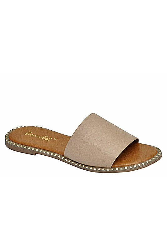 Wide Strap Open Toe Slide Sandals Trendy Slides Outfit Idea for Women | Ro + Ivy