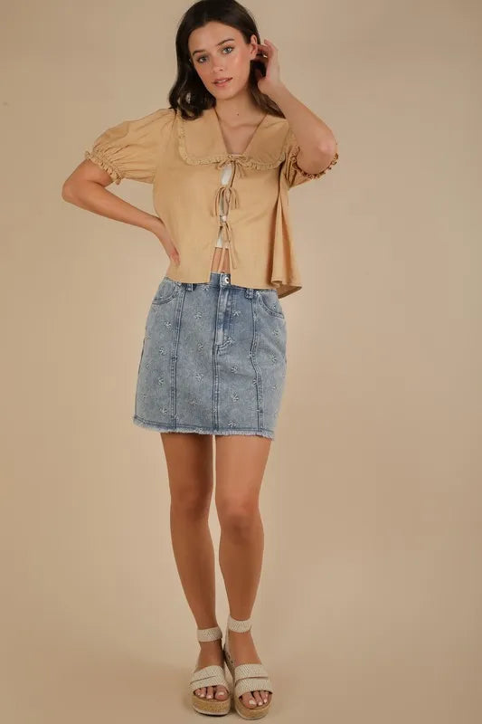 Bow Printed Casual Denim Mini Skirt in Indigo – outfit idea for women | Ro + Ivy