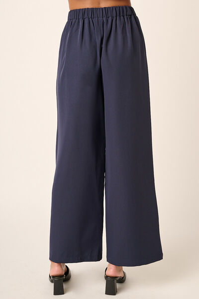 Inverted Pleat Detail Wide Leg Pants in Navy - Ro + Ivy