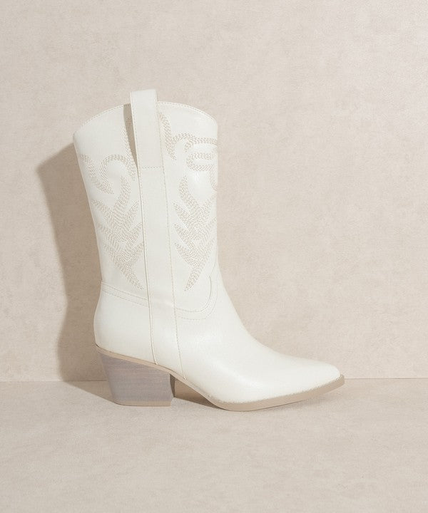 Cowgirl Embroidered Short Boots | Boots | Ro + Ivy