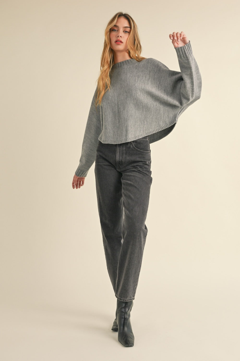 Long Dolman Sleeve Loose Crop Sweater in Grey Trendy Sweaters Outfit Idea for Women | Ro + Ivy