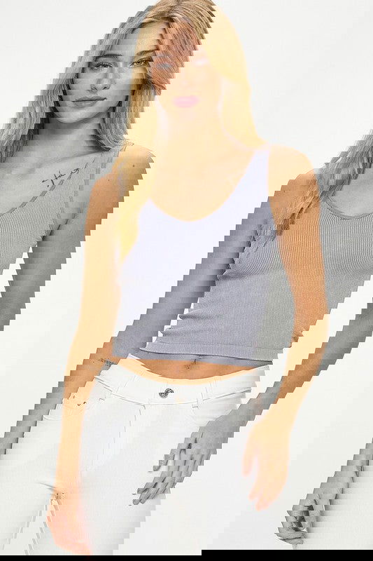 Grey OS Seamless Reversible Stonewashed Ribbed Tank Trendy Tank Tops Outfit Idea for Women | Ro + Ivy